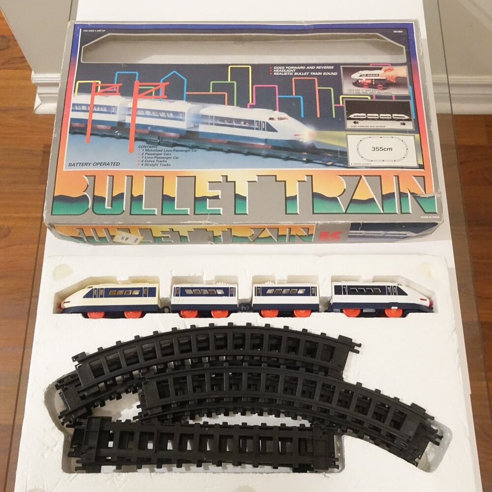 Vintage Kamco Bullet Train Set Battery Operated #8881